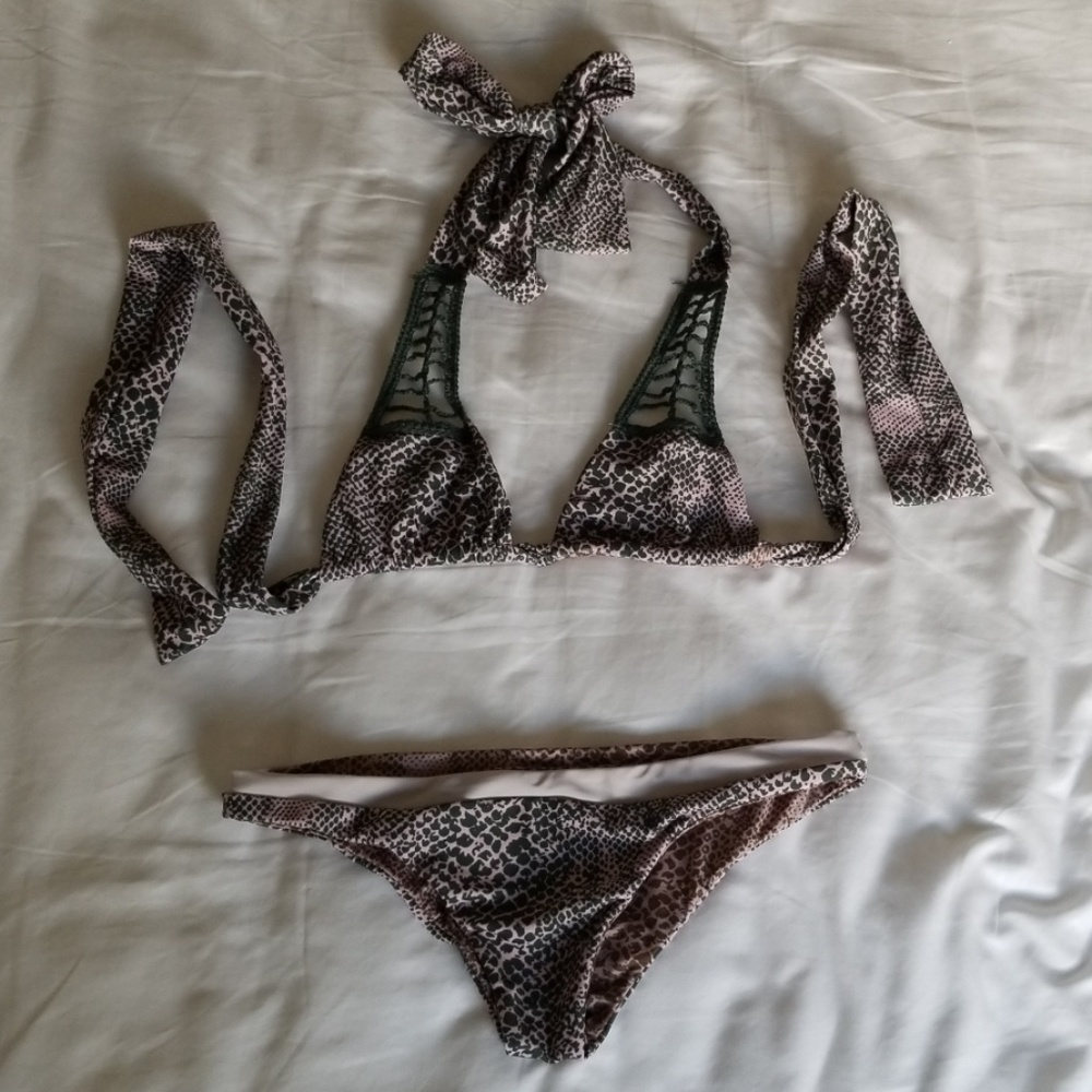 Acacia Luxury Swimwear Snakeskin Crochet Bikini S